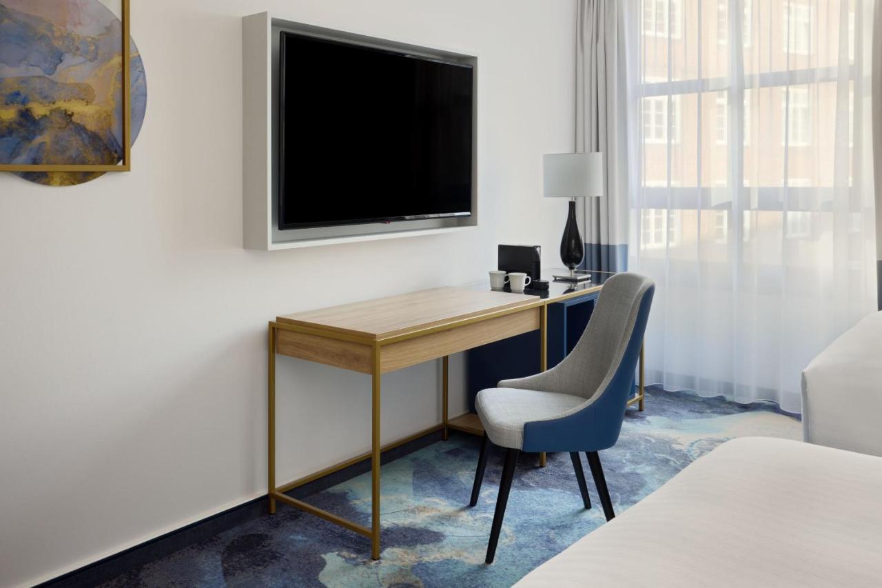Camera Executive Doppia con Letti Singoli con Accesso Lounge