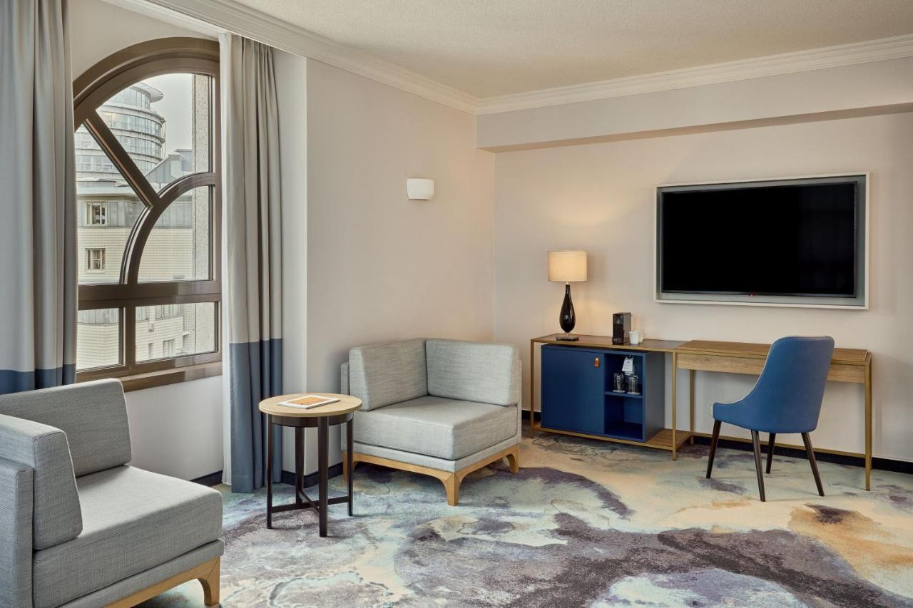 Junior Suite con Letto King-Size e Divano-Letto - Accesso Lounge